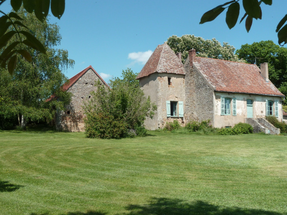 Région Montcenis. ANCIEN PRESBYTÈRE 18ème 